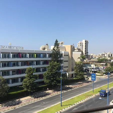 Arya Beach Studio-just Renovated! Διαμέρισμα *